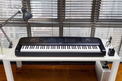 Yamaha DGX-670B фото 6